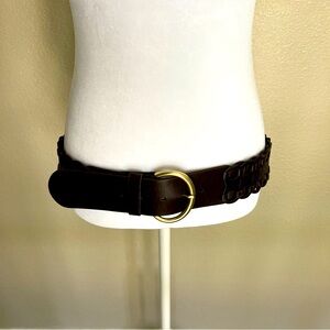 Brown Leather Bottle Cap Look Belt